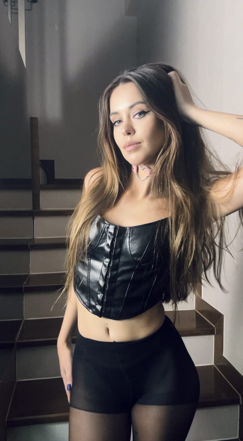 Emmylie Kristian Webcam Celebrity European Girl